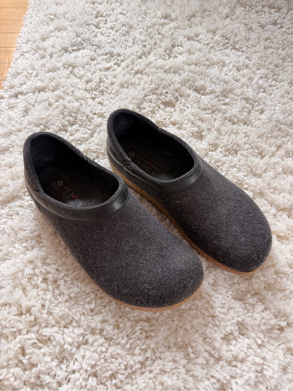 Haflinger Grizzly Clog Charcoal Gray Wool Size 40